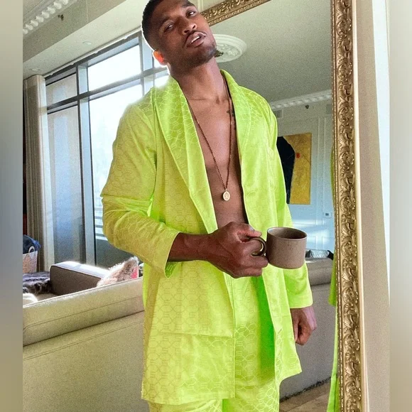 SAVAGE X FENTY SATIN JACQUARD
Green pajama pants - Picture 3 of 6